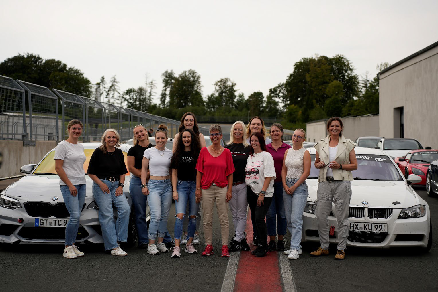 „Ladies on Track“ wird fester Bestandteil am BILSTER BERG